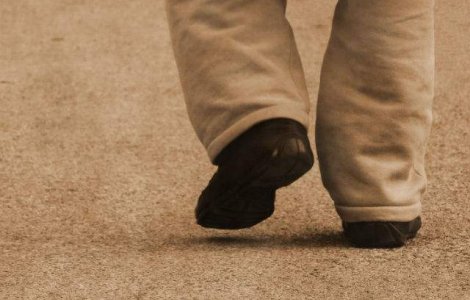 Studiu: Mersul pe jos creste dimensiunea creierului