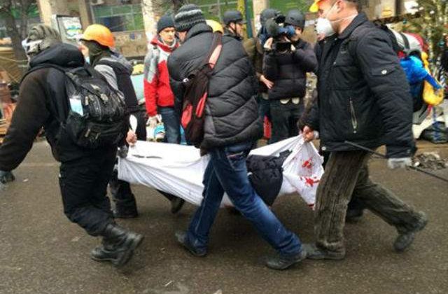 [VIDEO] MUNITIE de RAZBOI folosita la Kiev: Cel putin 100 de morti. Bilantul continua sa creasca