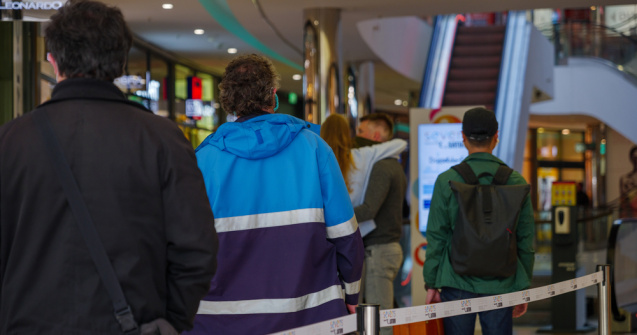 Starea de alertă din România se prelungește. Condițiile de intrare în mall-uri