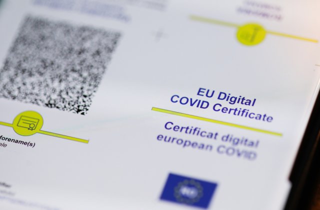 Comisia Europeană propune prelungirea cu un an a valabilității certificatului verde