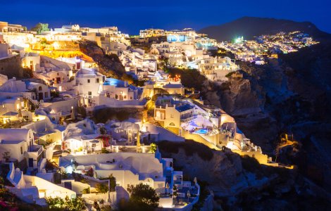 Insula Santorini din Grecia a fost lovită de o furtună de ploi torențiale și grindină