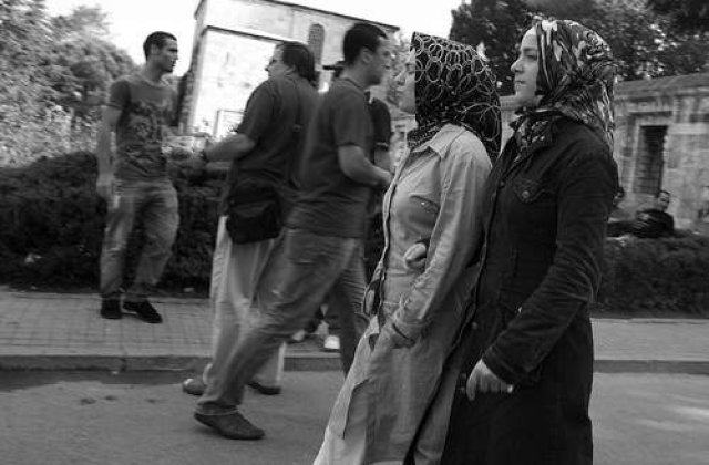 Farah Salka vorbeste despre viata femeilor arabe