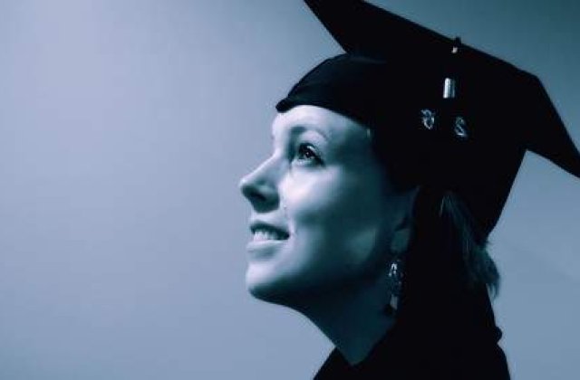 Dilema absolventului de facultate: Sa fac si un master?