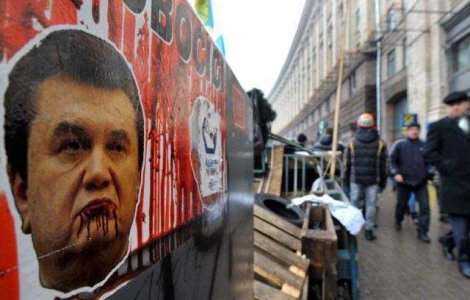 Ucraina: Opozitia cere destituirea presedintelui Viktor Ianukovici