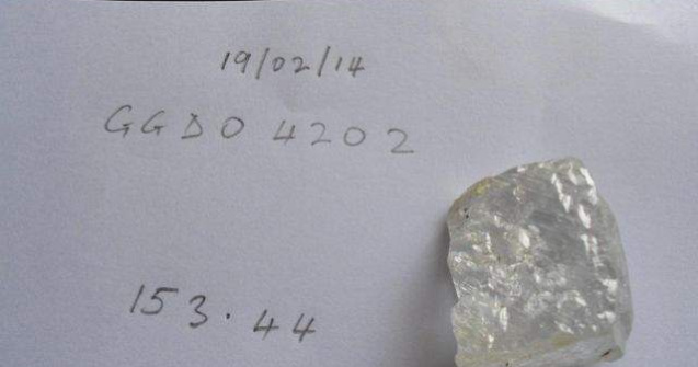 Un diamant estimat la 6,2 mil. dolari, descoperit in Sierra Leone