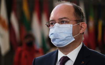 Ministrul de Externe, Bogdan...