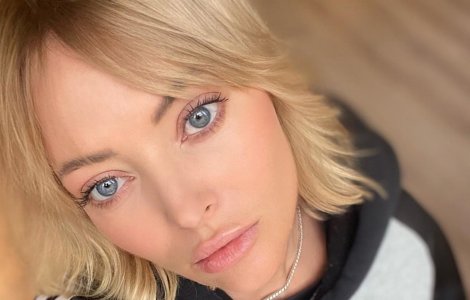 Delia împlinește astăzi vârsta de 40 de ani! Artista și-a sărbătorit ziua de naștere pe scenă