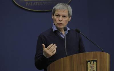 Proiectul lui Dacian Cioloș,...
