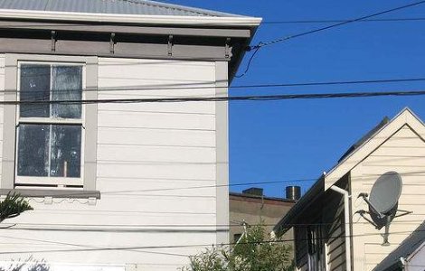 Case de locuit in zonele afectate de calamitatile naturale din anul 2010