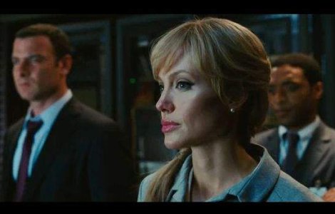 Angelina Jolie i-a furat un rol lui Tom Cruise