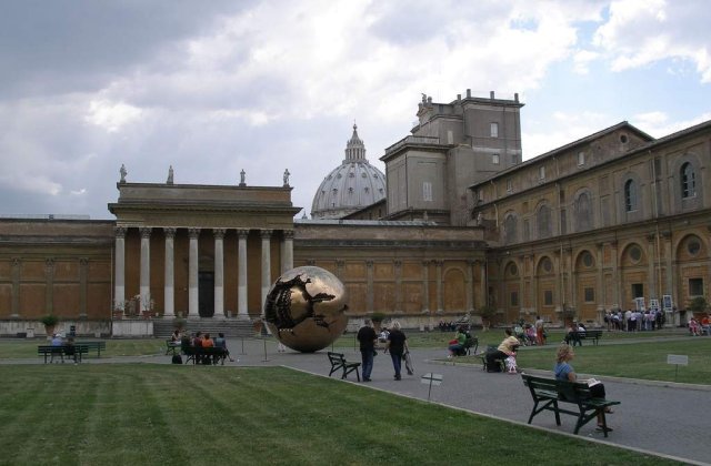 Biserica Catolica ia masuri pentru combaterea pedofiliei