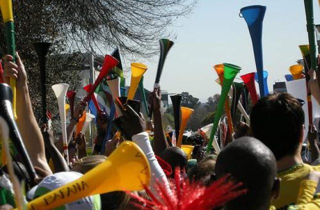 Vuvuzelele, interzise in Liga I