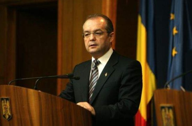 Boc: Impozitul minim va fi eliminat din toamna