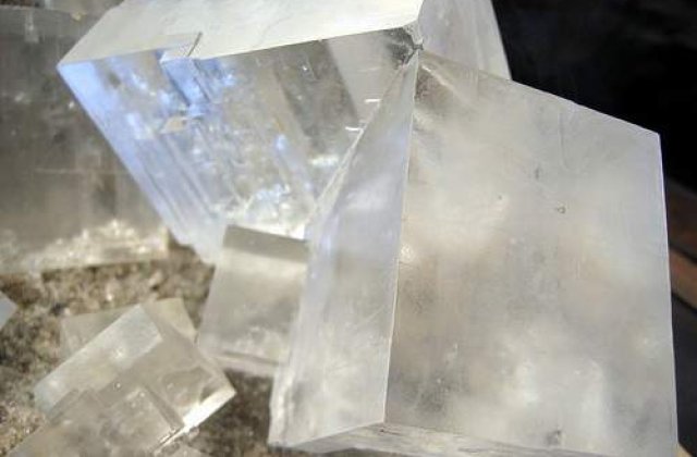 Archimede, prima centrala solara care utilizeaza sare topita