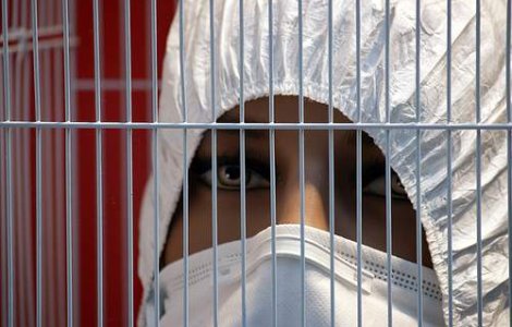 Britanicii vor sa interzica burka