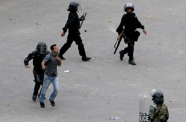 Politia iraniana a arestat 40 de persoane pentru atentatele de joi