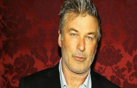 Alec Baldwin se retrage din viata publica