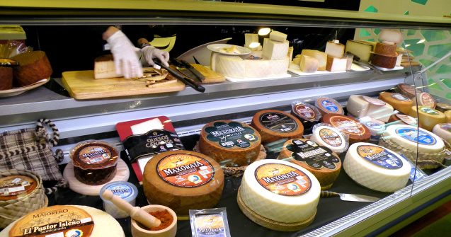 România importă! La cât a ajuns deficitul comercial în 2021