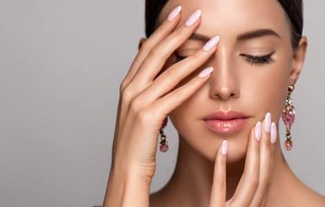  Top  Iată ce spune forma degetelor tale despre personalitatea ta