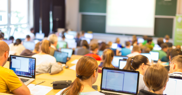 Politehnica din Timişoara oferă meditații gratuite la matematică și chimie