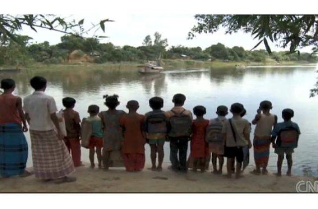 [VIDEO]: De ce exista scoli plutitoare in Bangladesh?