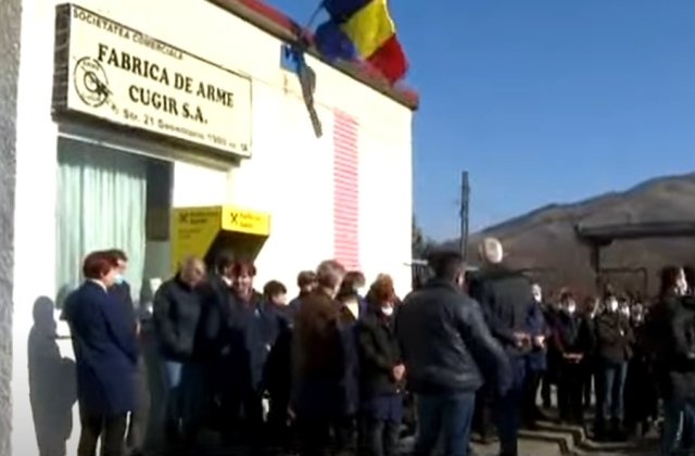 Un nou protest la Uzina Mecanică Cugir. Muncitorii solicită majorarea salariilor