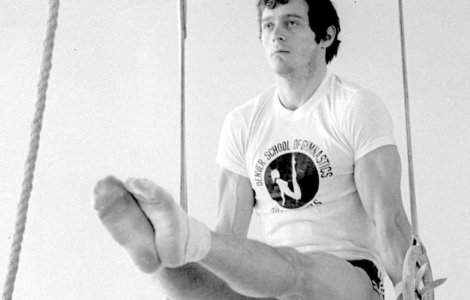 Dan Grecu, „stăpânul inelelor”, primul gimnast român care a obținut o medalie de aur