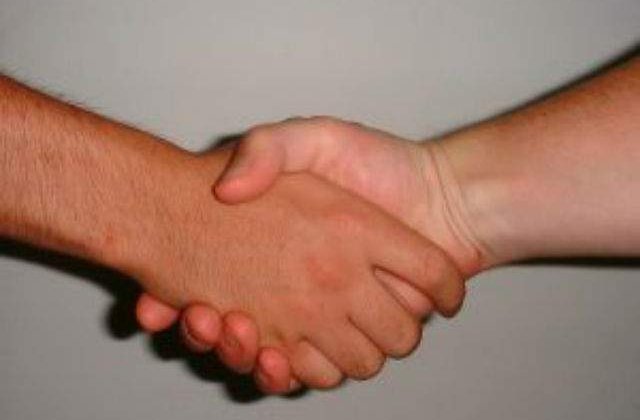 Rusia promite sa respecte acordurile cu Ucraina privind flota de la Marea Neagra