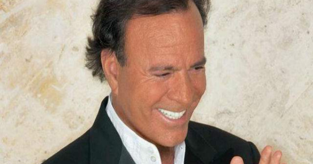 Julio Iglesias va concerta la Mamaia si Galati in iulie