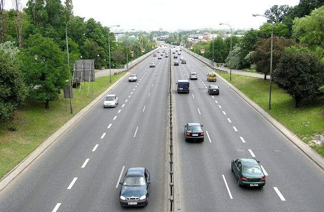 Guvernul a decis: Taxa auto va fi restituita doar in 5 ani, cu 20% pe an