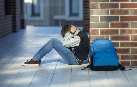 Un elev din Turda a fost bătut de profesorul său de matematică