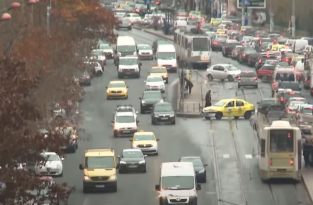 Creșteri mari ale concentrațiilor de poluanți atmosferici înregistrate în 5 județe și București-Ilfov  