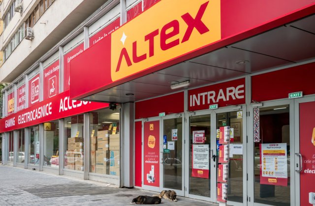 Black Friday 2022. Altex a dat start primei campanii de reduceri din acest an