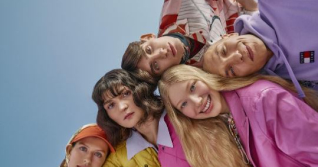 MODIVO prezintă campania "Celebrate Yourself" și ne încurajează să ne iubim unicitatea