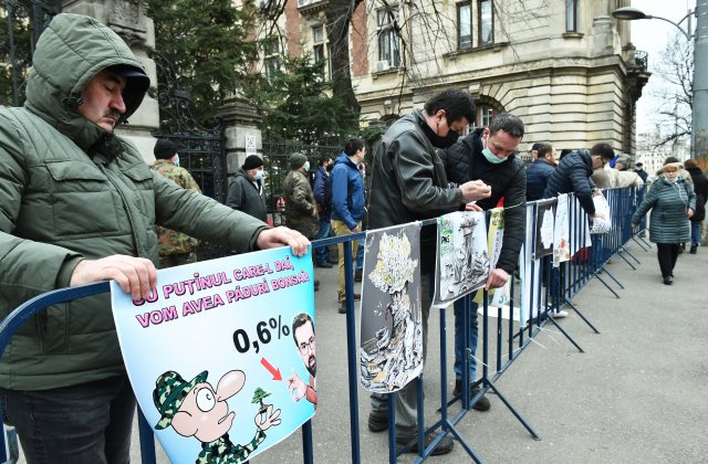 Federaţia Proprietarilor de Păduri şi Păşuni din Rom&acirc;nia reiau protestul la Ministerul Agriculturii