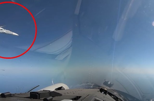 Accident aviatic: Un avion de luptă al armatei iraniere s-a prăbușit &icirc;ntr-o zonă rezidențială. Bilanț 