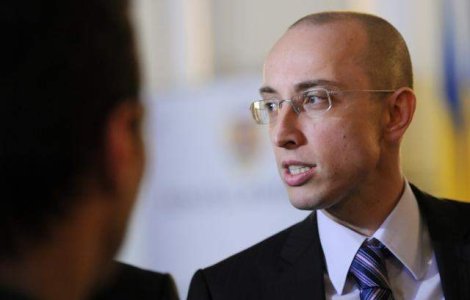 Urban: Romanii chiar au ajuns niste mamaligi care voteaza coruptii care le promit bani?