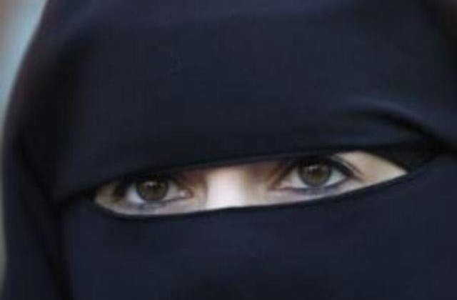 Federatia franceza mentine interdictia privind valul islamic