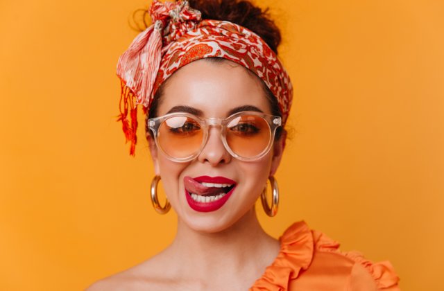 9 trucuri psihologice pentru a fi o persoană fermecătoare 