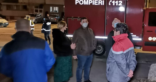 Alertă în Câmpulung Muscel. A fost găsită o cantitate mare de mercur în subsolul unui bloc