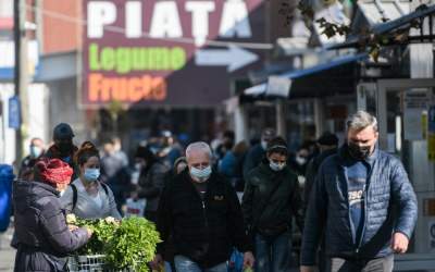 Rata de infectare COVID din...