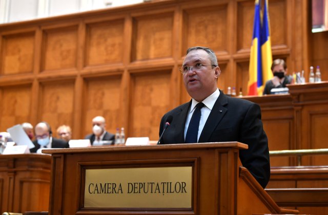 Ciucă: Am intrat pe o linie descentă a valului 5 al pandemiei; urmează să venim cu măsuri care să se preteze la situația concretă