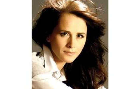  Video : Slujba in memoria Madalinei Manole, la Ploiesti