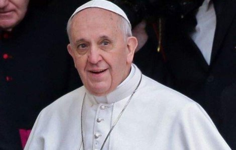  Video  Papa Francisc a socat pe toata lumea in timpul unei slujbe