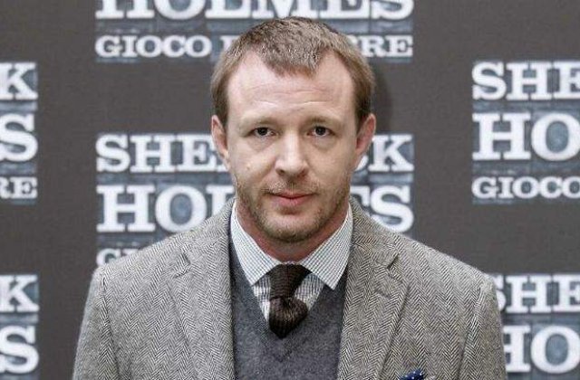 Guy Ritchie va deveni din nou tata