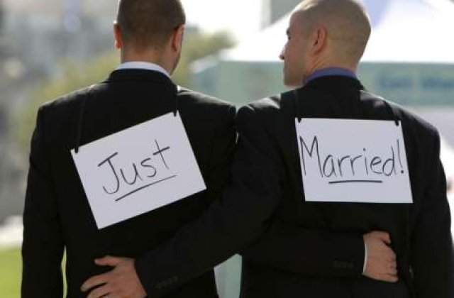 Deputatii juristi nu sunt de acord cu parteneriatului civil intre persoane de acelasi sex