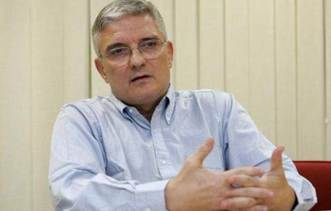 Daianu isi cere IERTARE pentru salariul urias si primele de la ASF