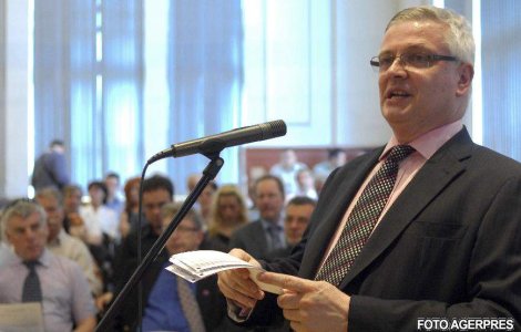 Ambasadorul Barnett critica lipsa de punctualitate a romanilor