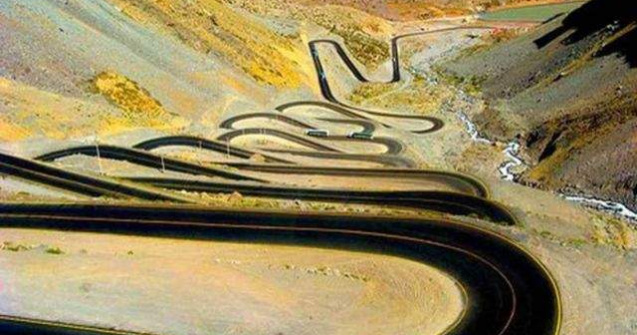  Top  Cele mai spectaculoase drumuri din lume