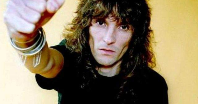 Kempes se alatura "Stelelor rockului romanesc", pe 26 aprilie